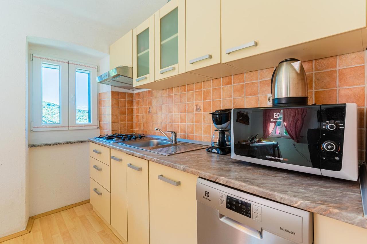 Apartmani Valun1 ภายนอก รูปภาพ