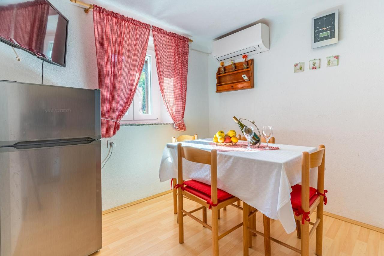 Apartmani Valun1 ภายนอก รูปภาพ